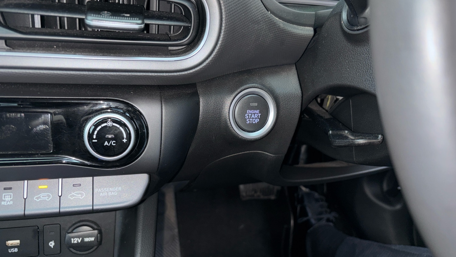 Used Hyundai KONA 2023 for sale - 75999479: Photo 28