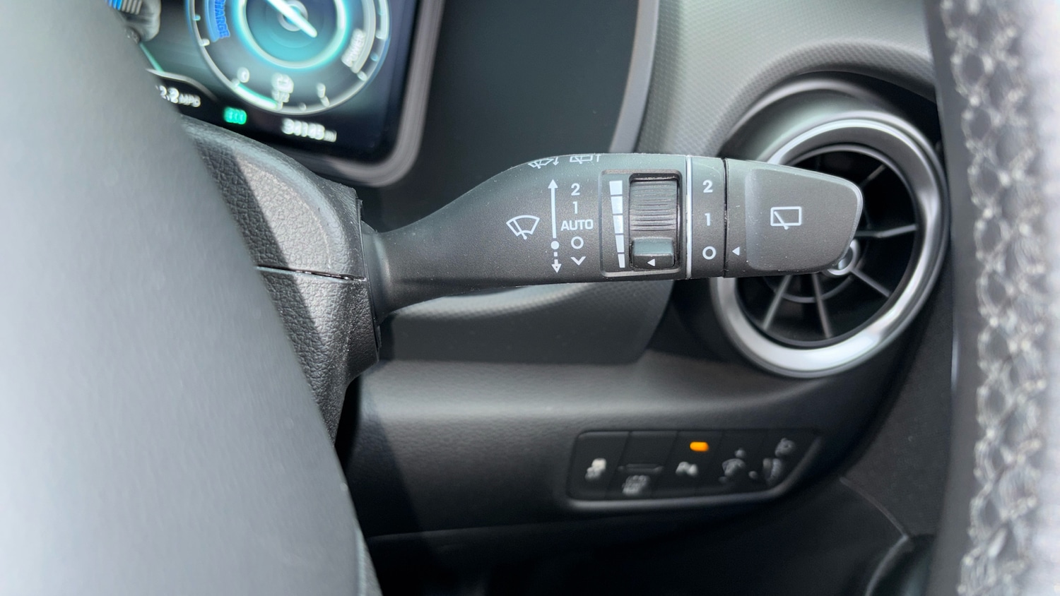 Used Hyundai KONA 2023 for sale - 75999479: Photo 35