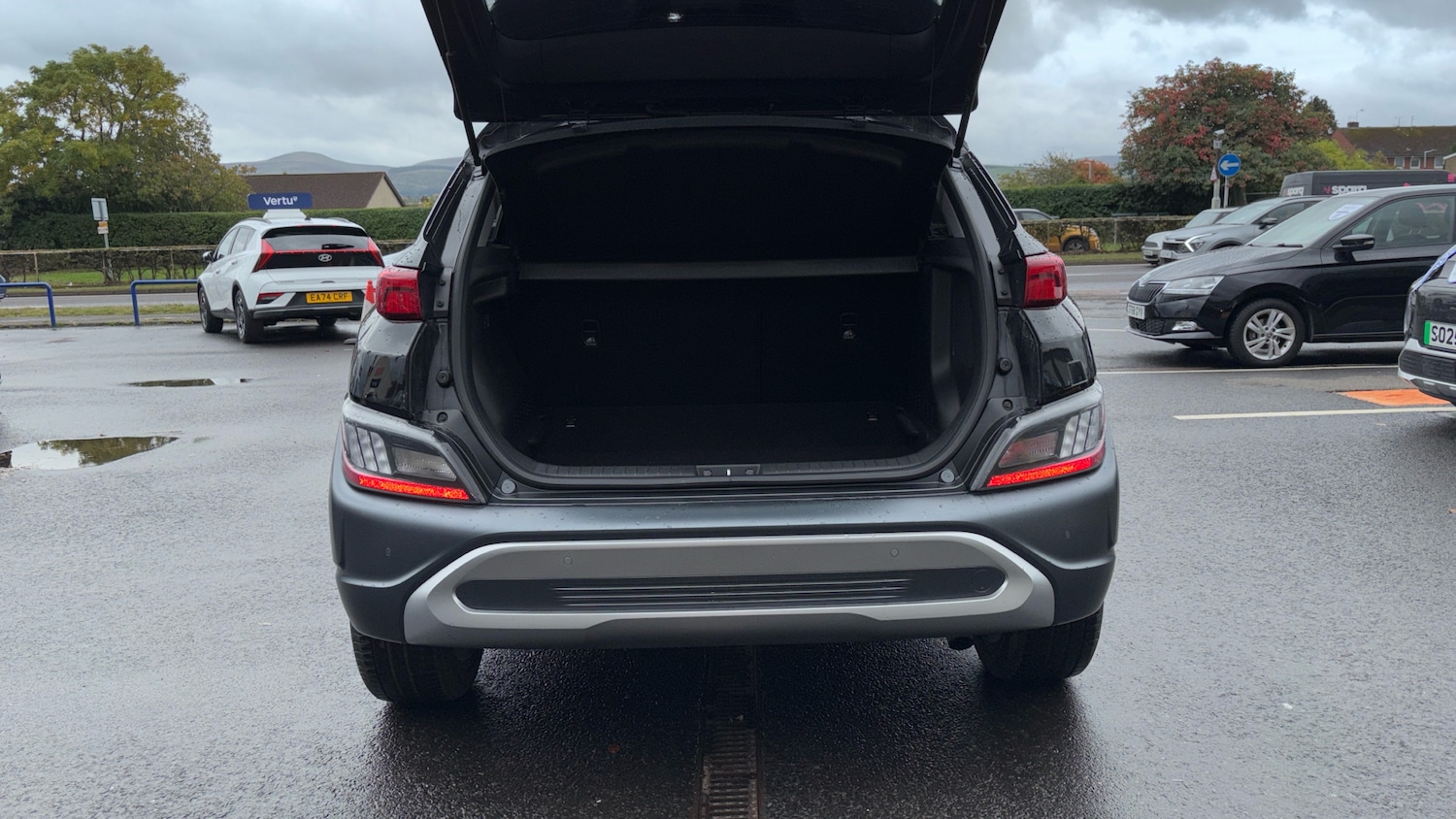 Used Hyundai KONA 2023 for sale - 75999479: Photo 4