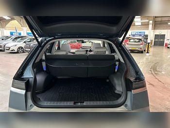 Used Hyundai IONIQ 5 2025 for sale - 76181340: Photo