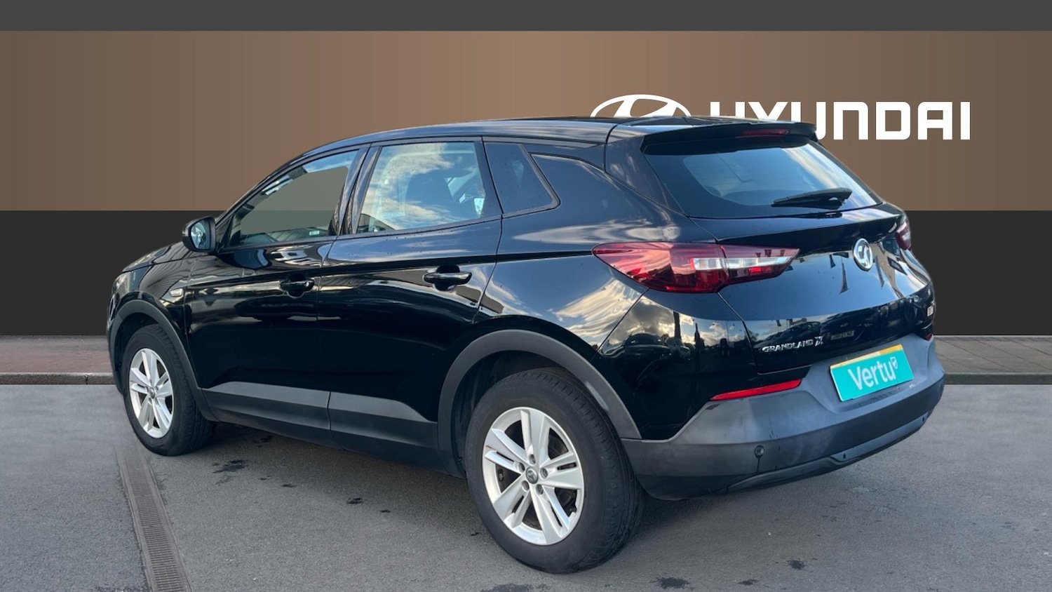 Used Vauxhall Grandland X 2019 for sale - 76427763: Photo 2