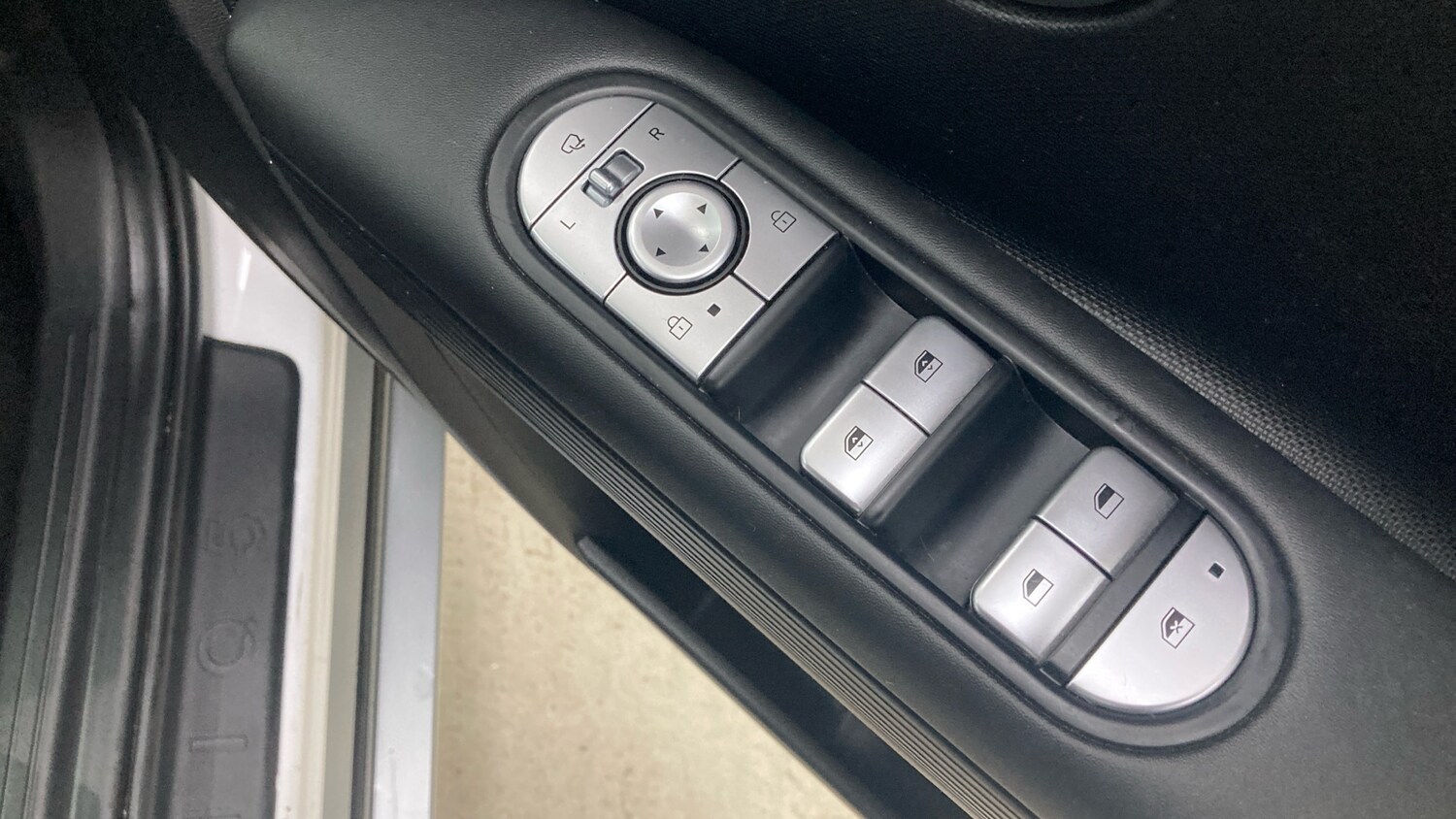 Used Hyundai IONIQ 5 2022 for sale - 77617711: Photo 29