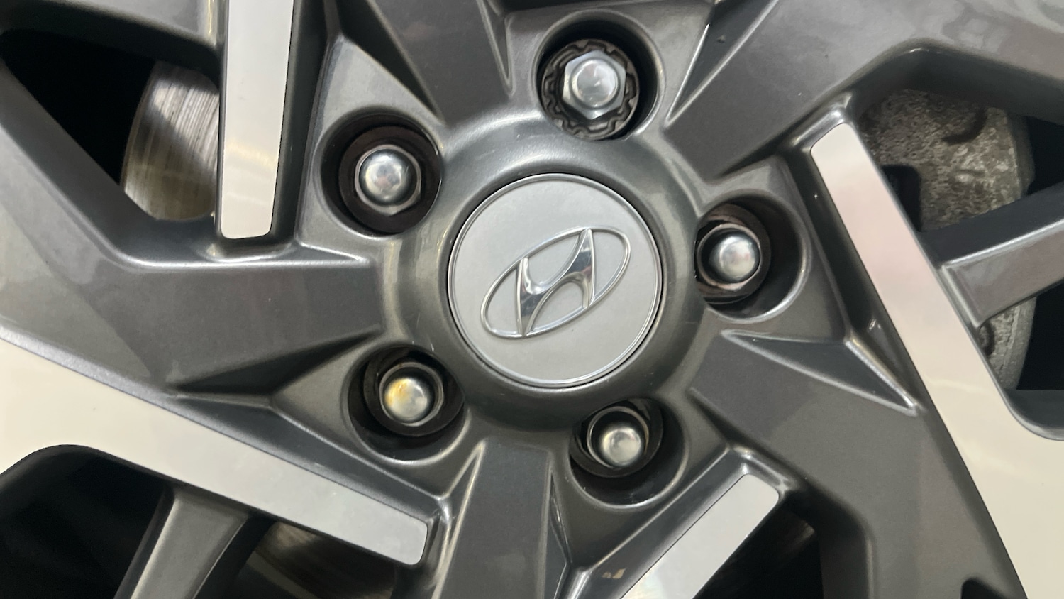 Used Hyundai KONA 2021 for sale - 76131152: Photo 36