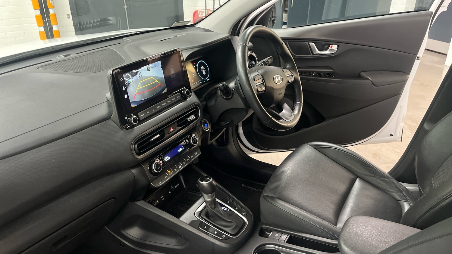 Used Hyundai KONA 2021 for sale - 76131152: Photo 9