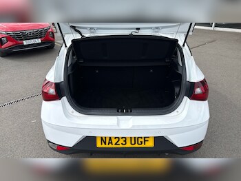 Used Hyundai i20 2023 for sale - 78412755: Photo