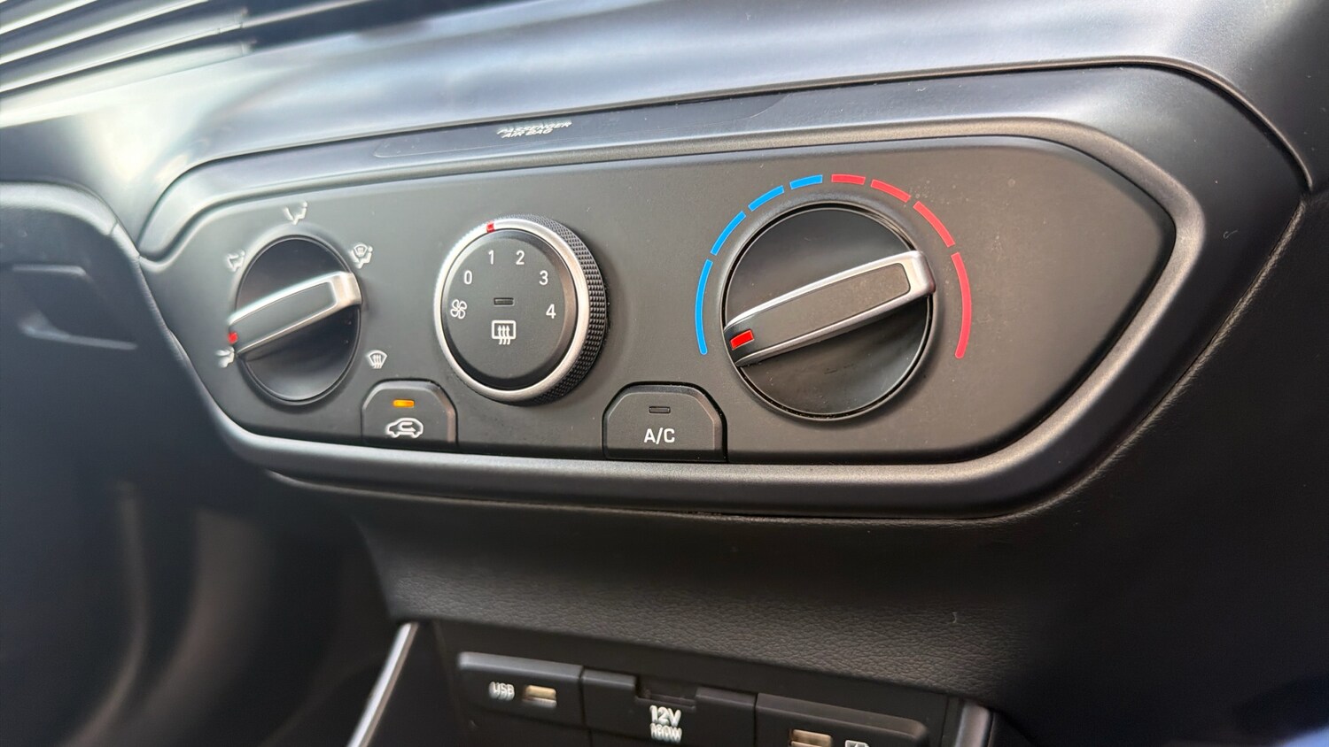 Used Hyundai i20 2023 for sale - 78190924: Photo 25