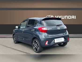 Used Hyundai i10 2023 for sale - 79557120: Photo