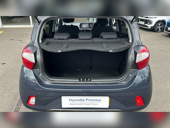 Used Hyundai i10 2023 for sale - 79557120: Photo