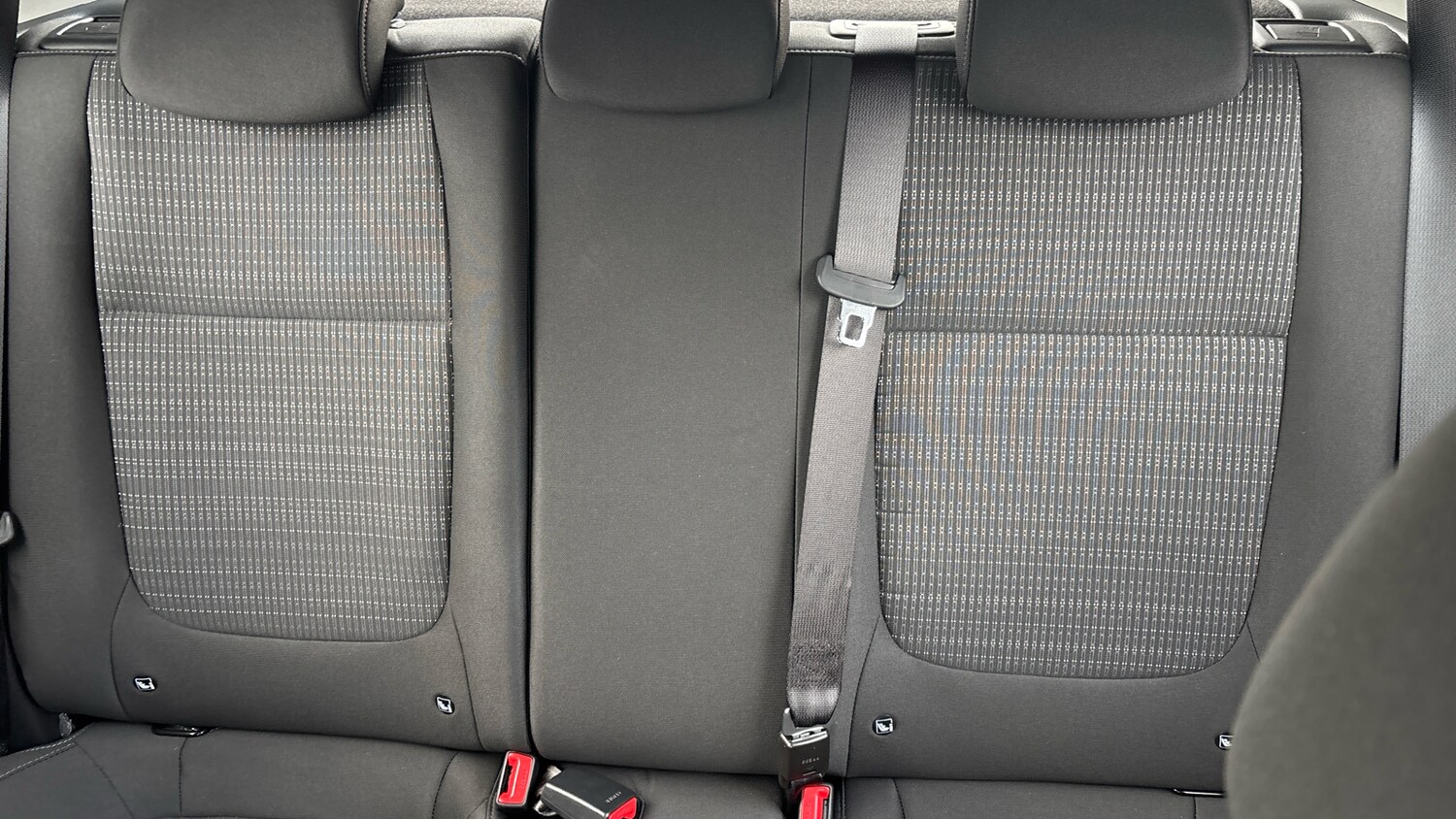 Used Kia Stonic 2023 for sale - 78190929: Photo 15