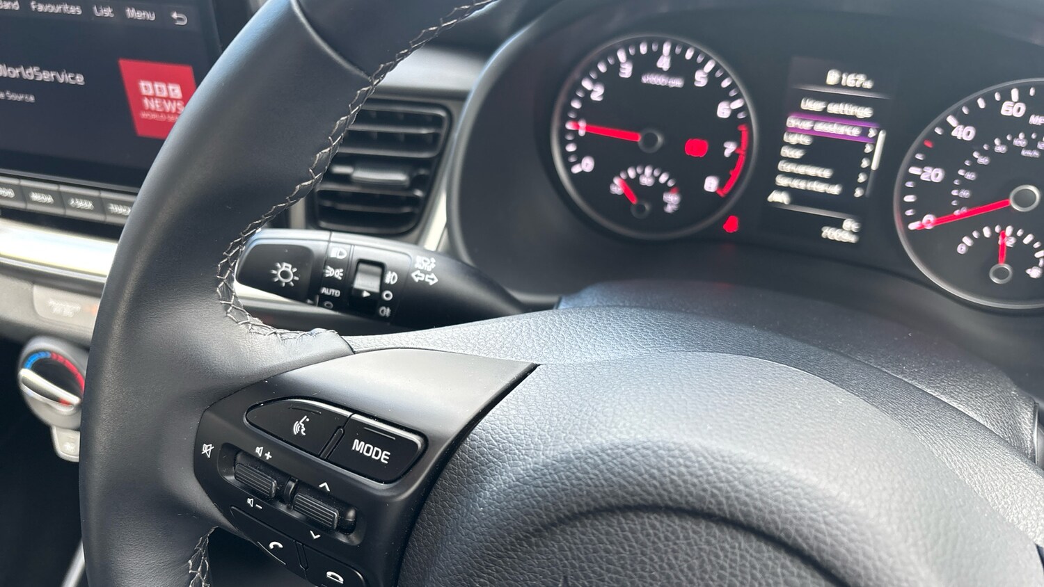 Used Kia Stonic 2023 for sale - 78190929: Photo 28