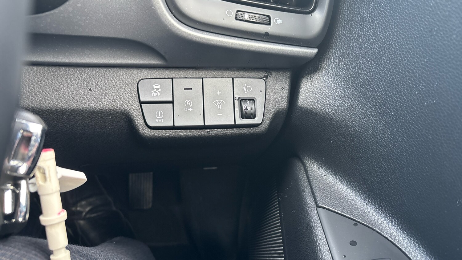 Used Kia Stonic 2023 for sale - 78190929: Photo 34