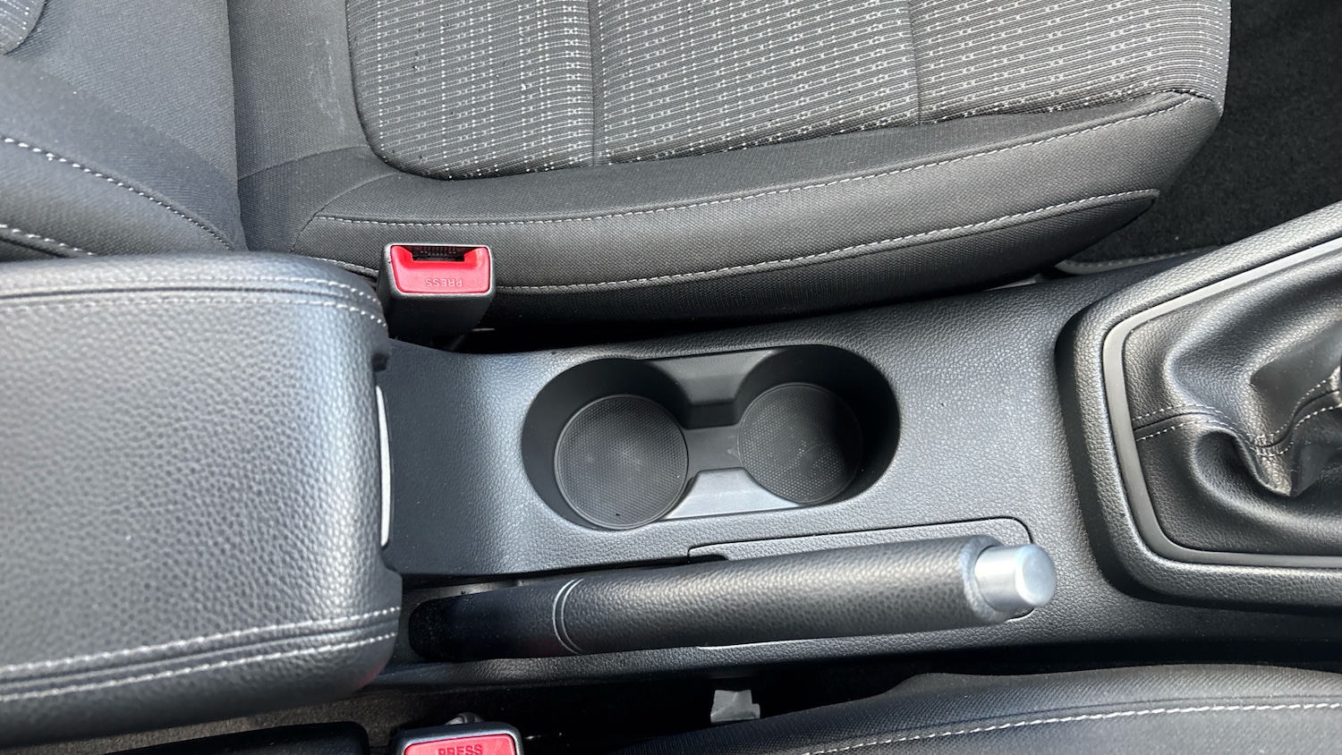 Used Kia Stonic 2023 for sale - 78190929: Photo 36