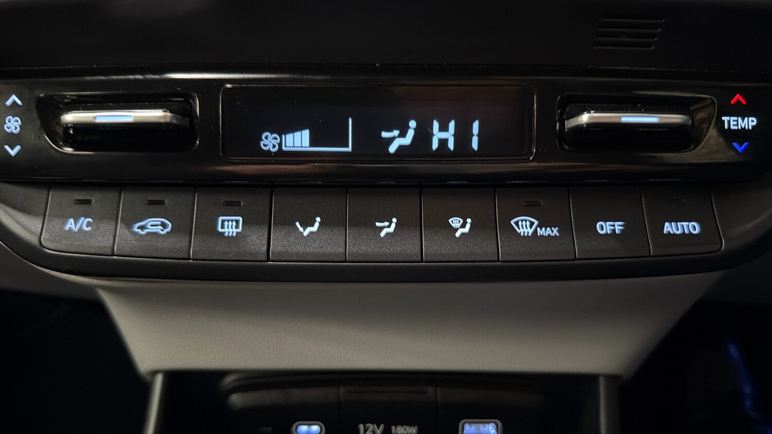 Used Hyundai BAYON 2024 for sale - 77528471: Photo 25