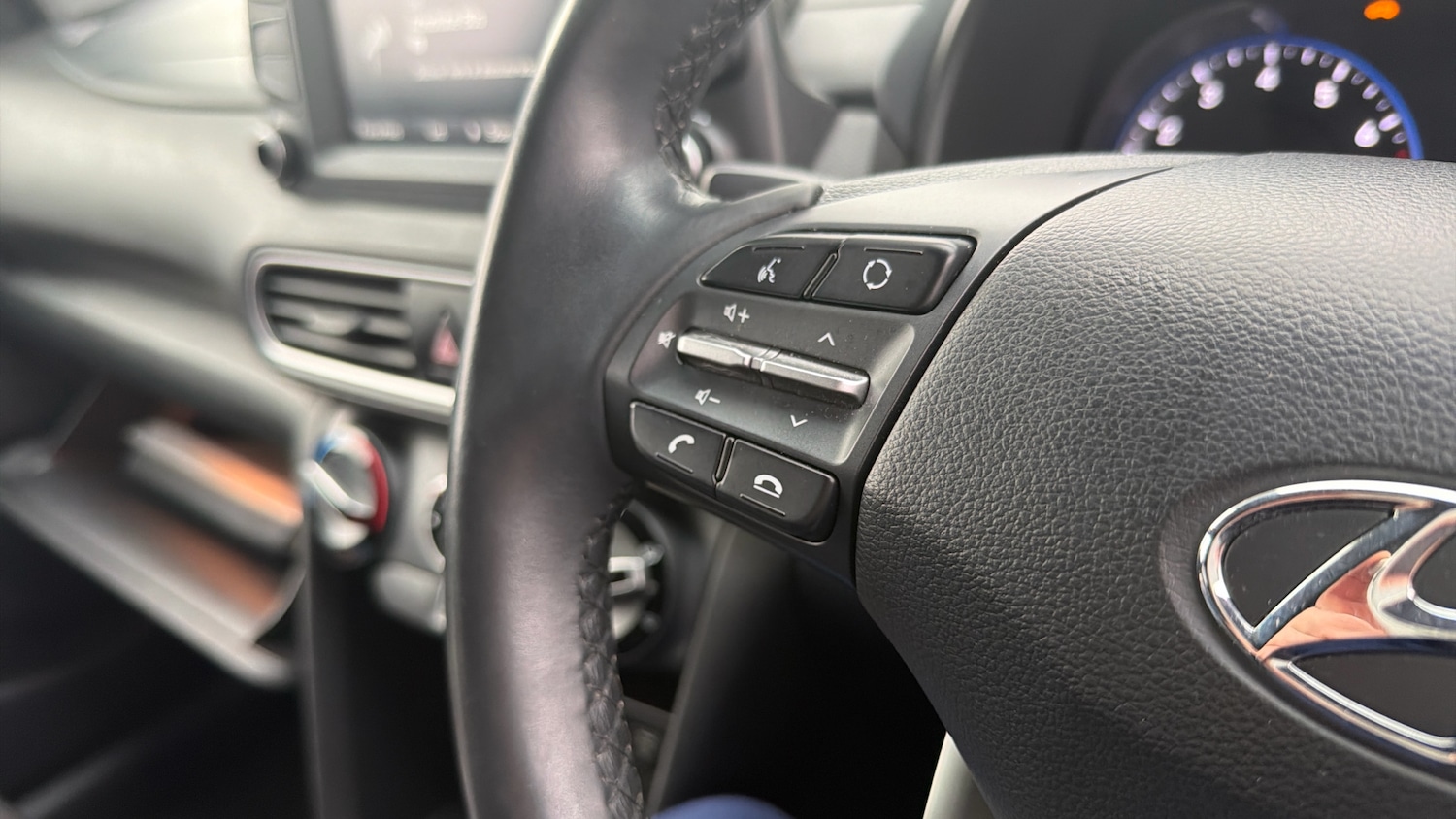 Used Hyundai KONA 2019 for sale - 76762343: Photo 23