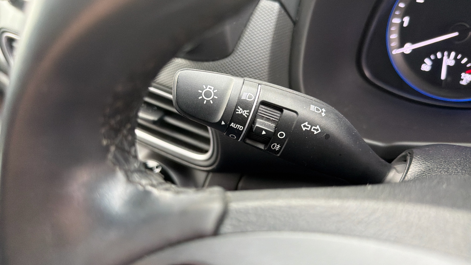 Used Hyundai KONA 2019 for sale - 76762343: Photo 24