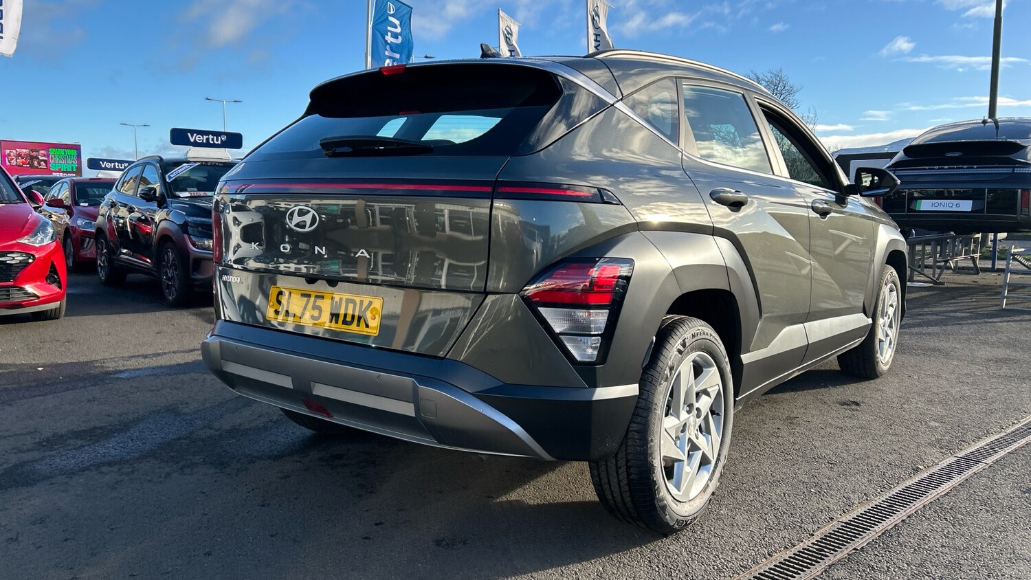 Used Hyundai KONA 2025 for sale - 76504424: Photo 31