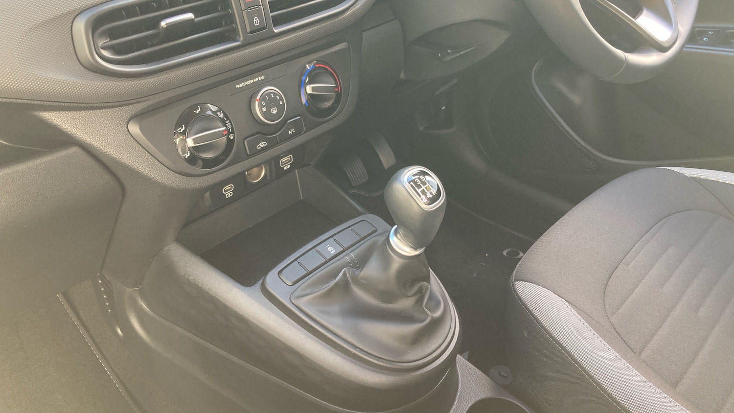 Used Hyundai i10 2024 for sale - 76492114: Photo 13