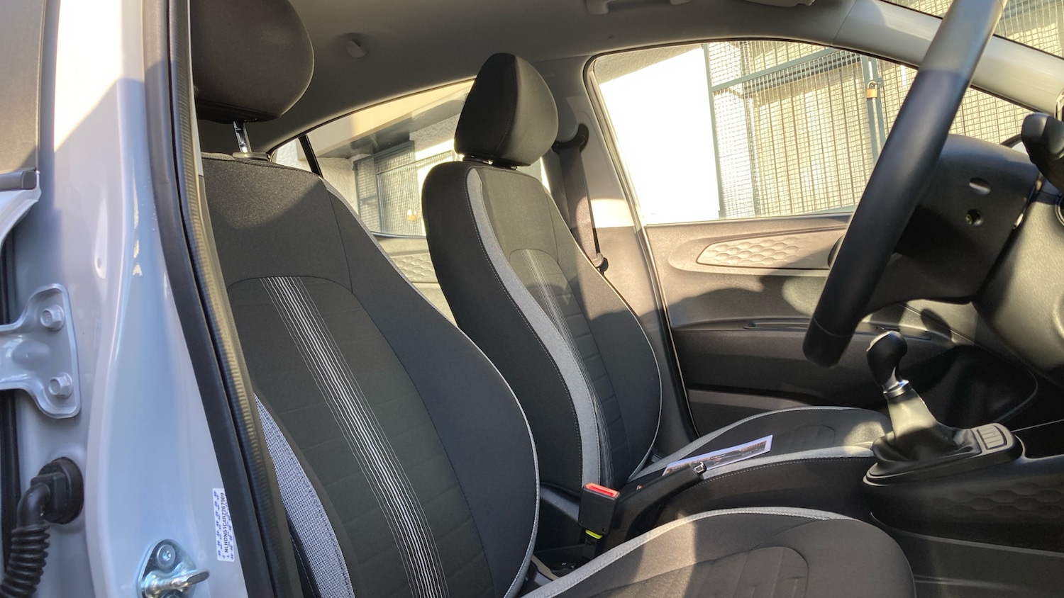 Used Hyundai i10 2024 for sale - 76492114: Photo 31