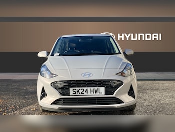 Used Hyundai i10 2024 for sale - 76492114: Photo
