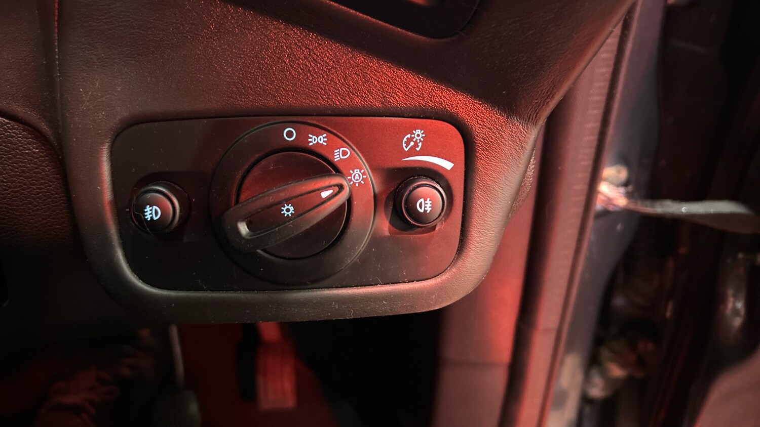 Used Ford Kuga 2017 for sale - 77801891: Photo 28