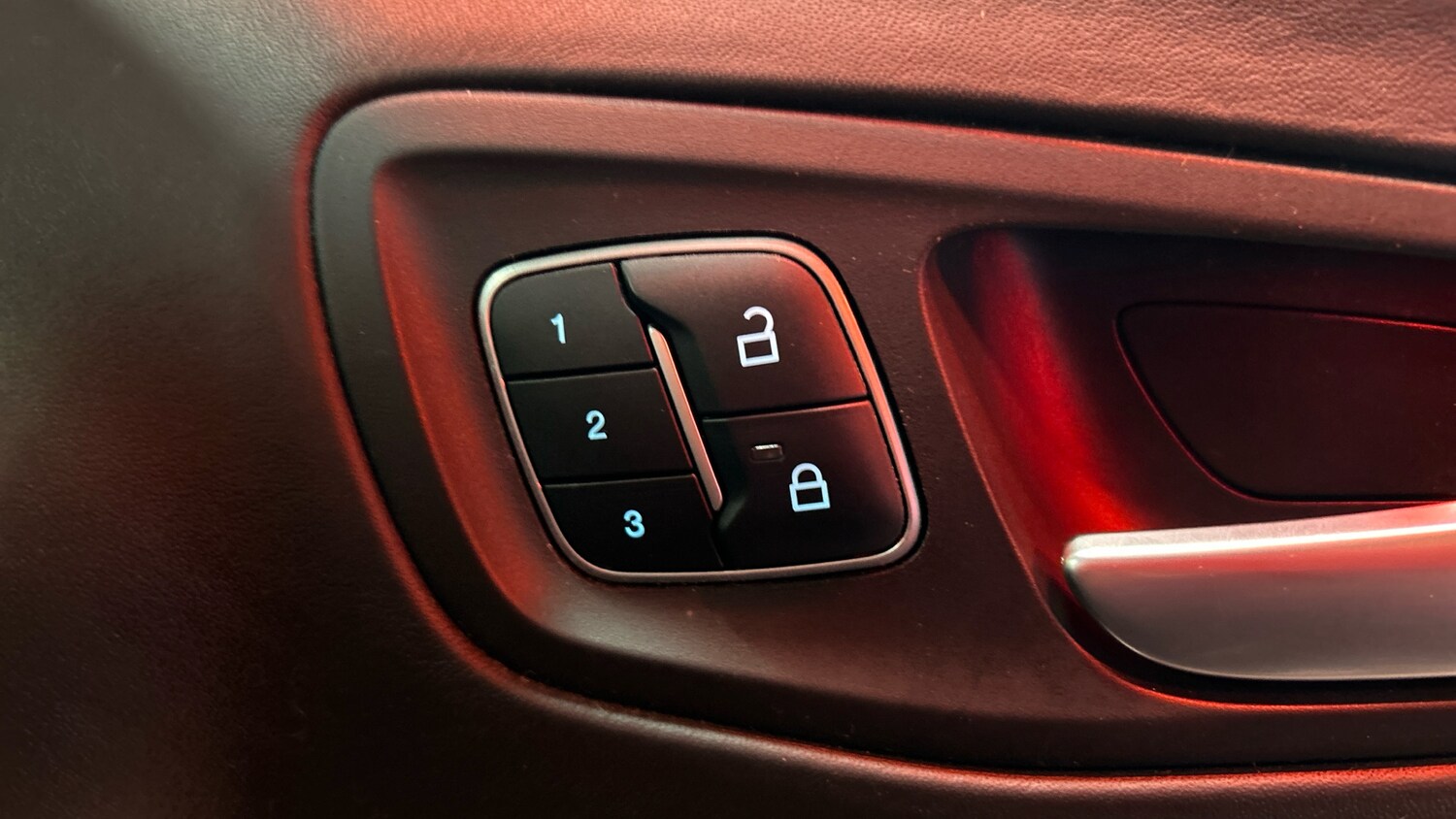 Used Ford Kuga 2017 for sale - 77801891: Photo 29