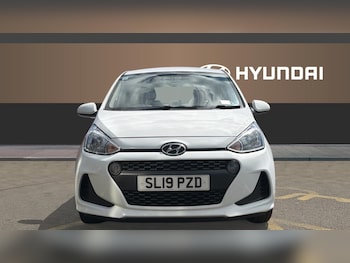Used Hyundai i10 2019 for sale - 79004619: Photo