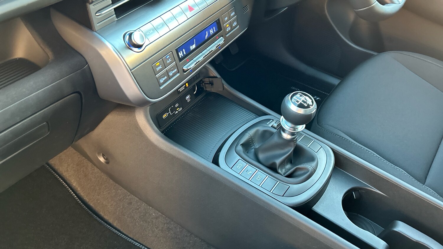 Used Hyundai KONA 2025 for sale - 76504433: Photo 13