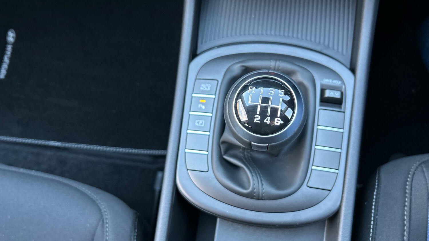 Used Hyundai KONA 2025 for sale - 76504433: Photo 34