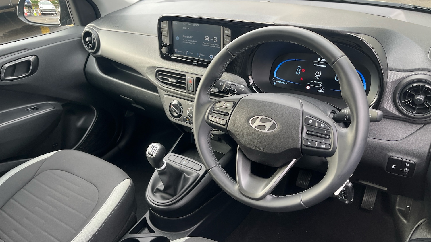 Used Hyundai i10 2023 for sale - 76322485: Photo 11