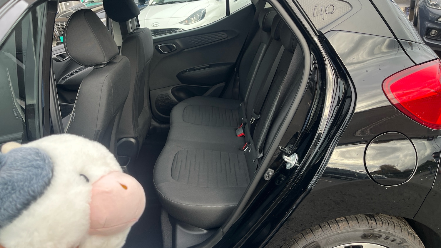 Used Hyundai i10 2023 for sale - 76322485: Photo 16