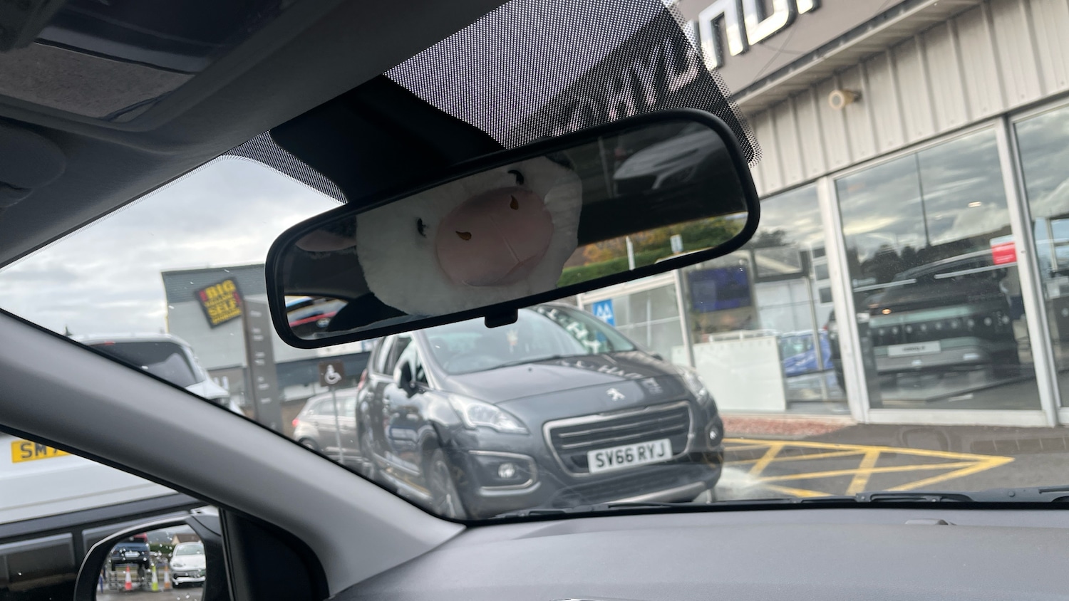 Used Hyundai i10 2023 for sale - 76322485: Photo 21