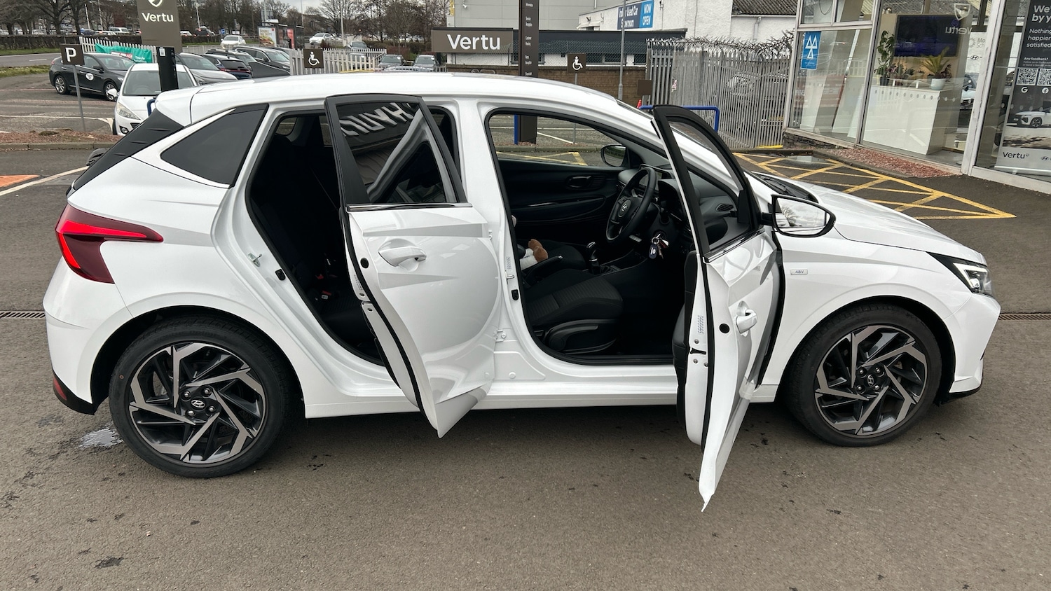 Used Hyundai i20 2022 for sale - 77054861: Photo 40