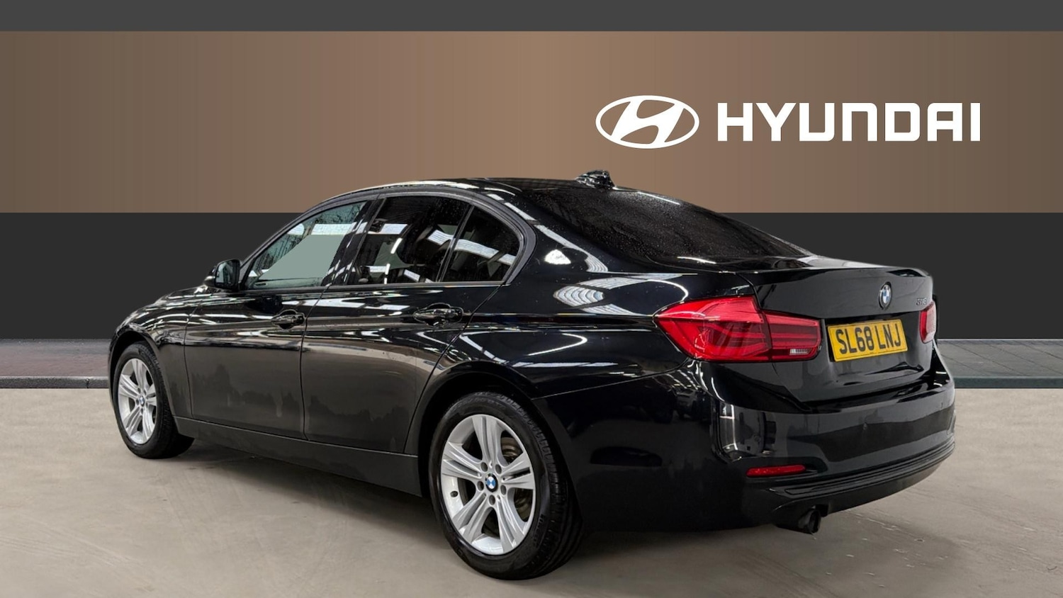 Used BMW 3 Series 2018 for sale - 77778999: Photo 2