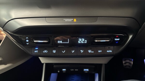 Used Hyundai BAYON 2024 for sale - 76192980: Photo 28