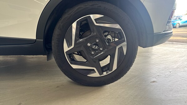 Used Hyundai BAYON 2024 for sale - 76192980: Photo 43