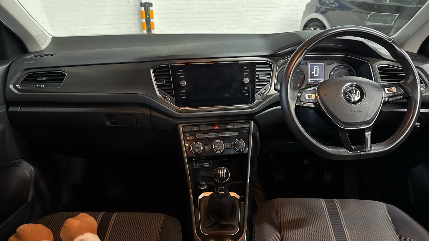 Used Volkswagen T-Roc 2019 for sale - 77342530: Photo 10