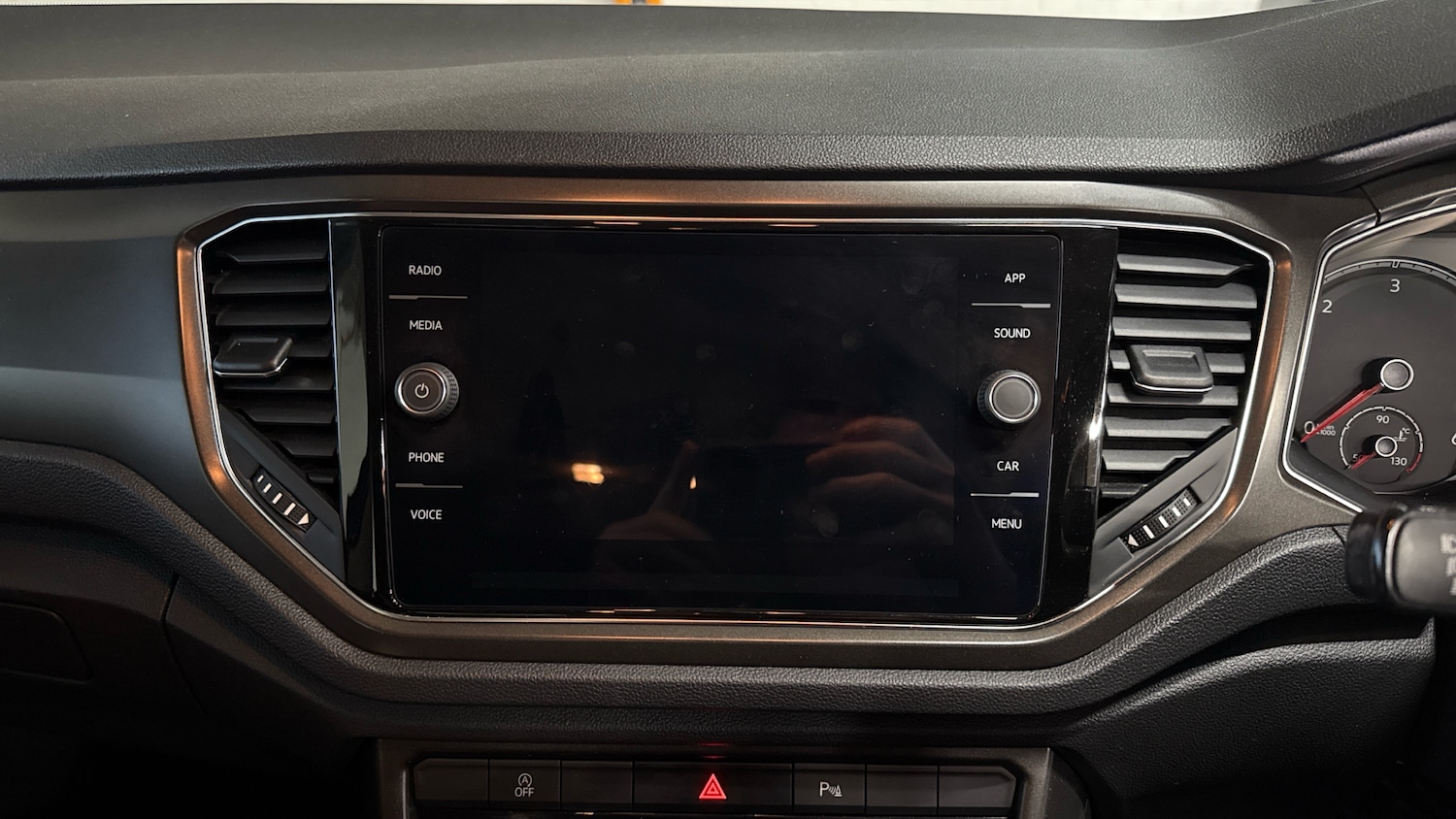 Used Volkswagen T-Roc 2019 for sale - 77342530: Photo 12