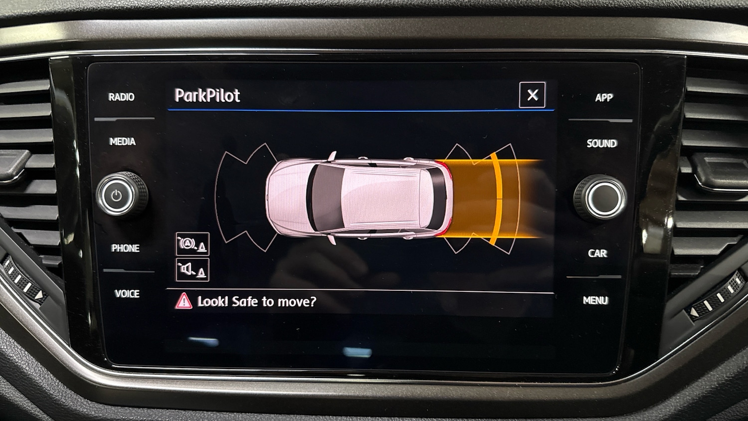 Used Volkswagen T-Roc 2019 for sale - 77342530: Photo 27