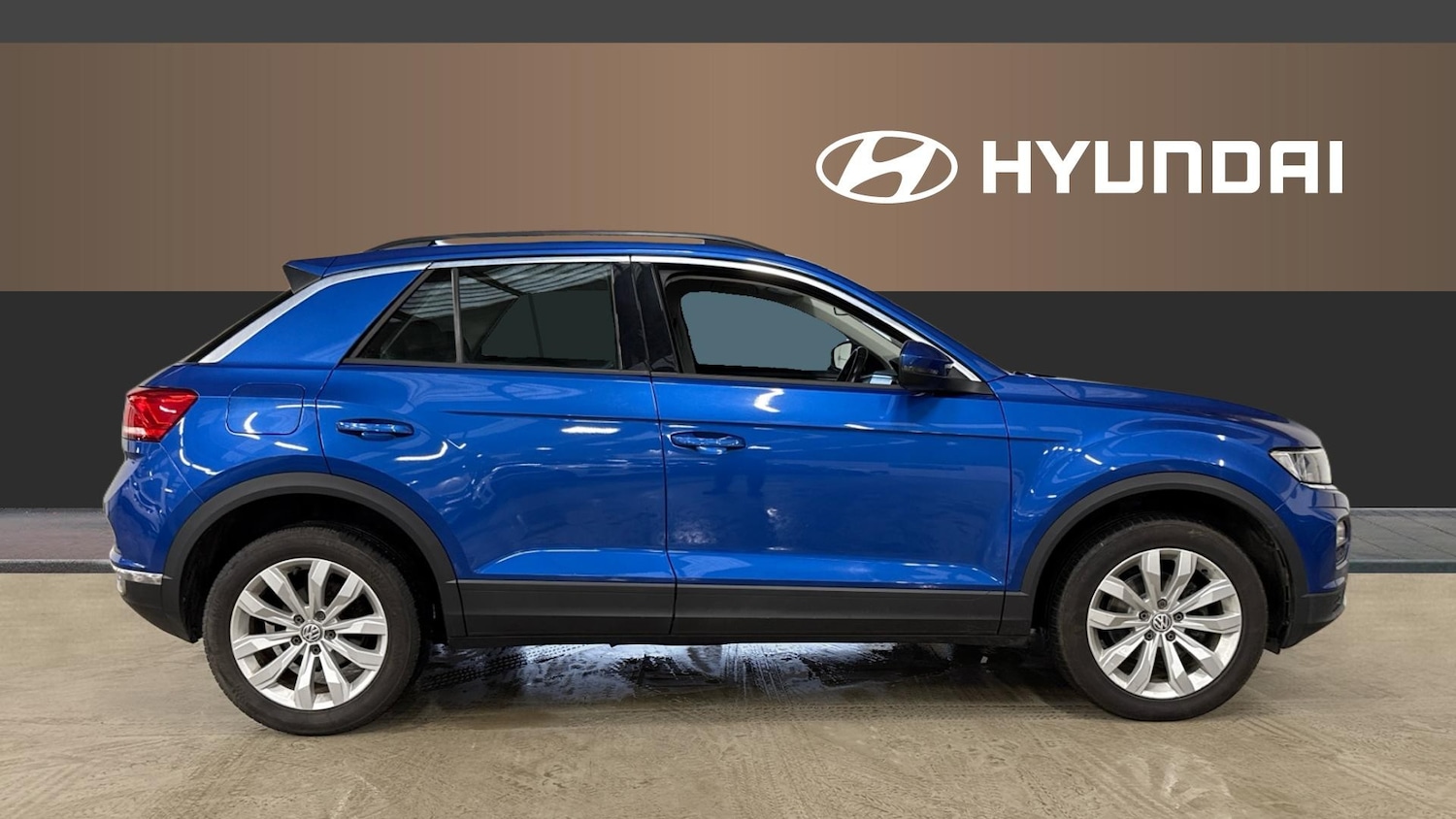 Used Volkswagen T-Roc 2019 for sale - 77342530: Photo 5