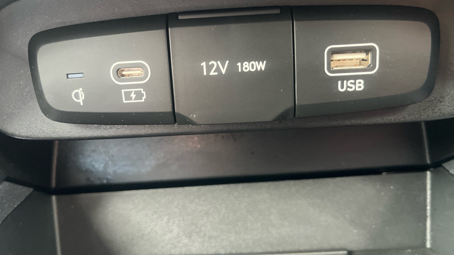 Used Hyundai i10 2024 for sale - 76265281: Photo 31