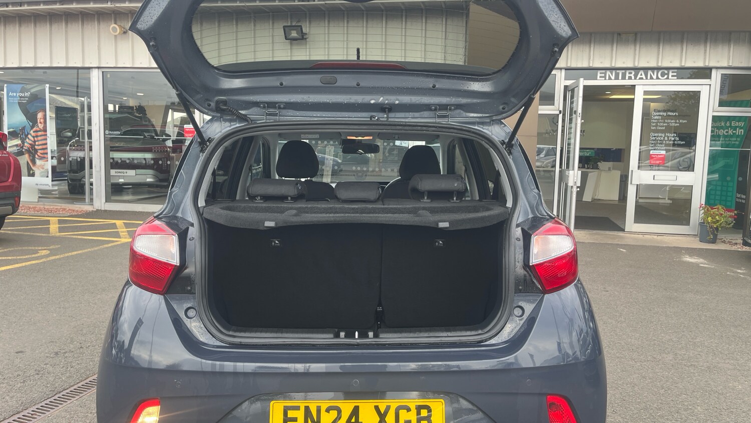 Used Hyundai i10 2024 for sale - 76265281: Photo 4
