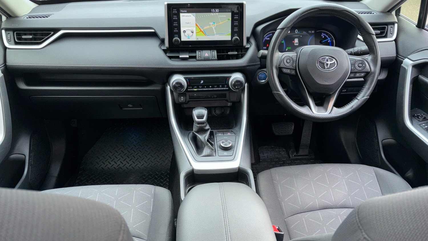 Used Toyota RAV4 2019 for sale - 76352943: Photo 10