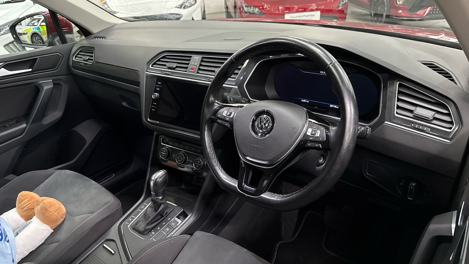 Used Volkswagen Tiguan 2018 for sale - 77342529: Photo 11