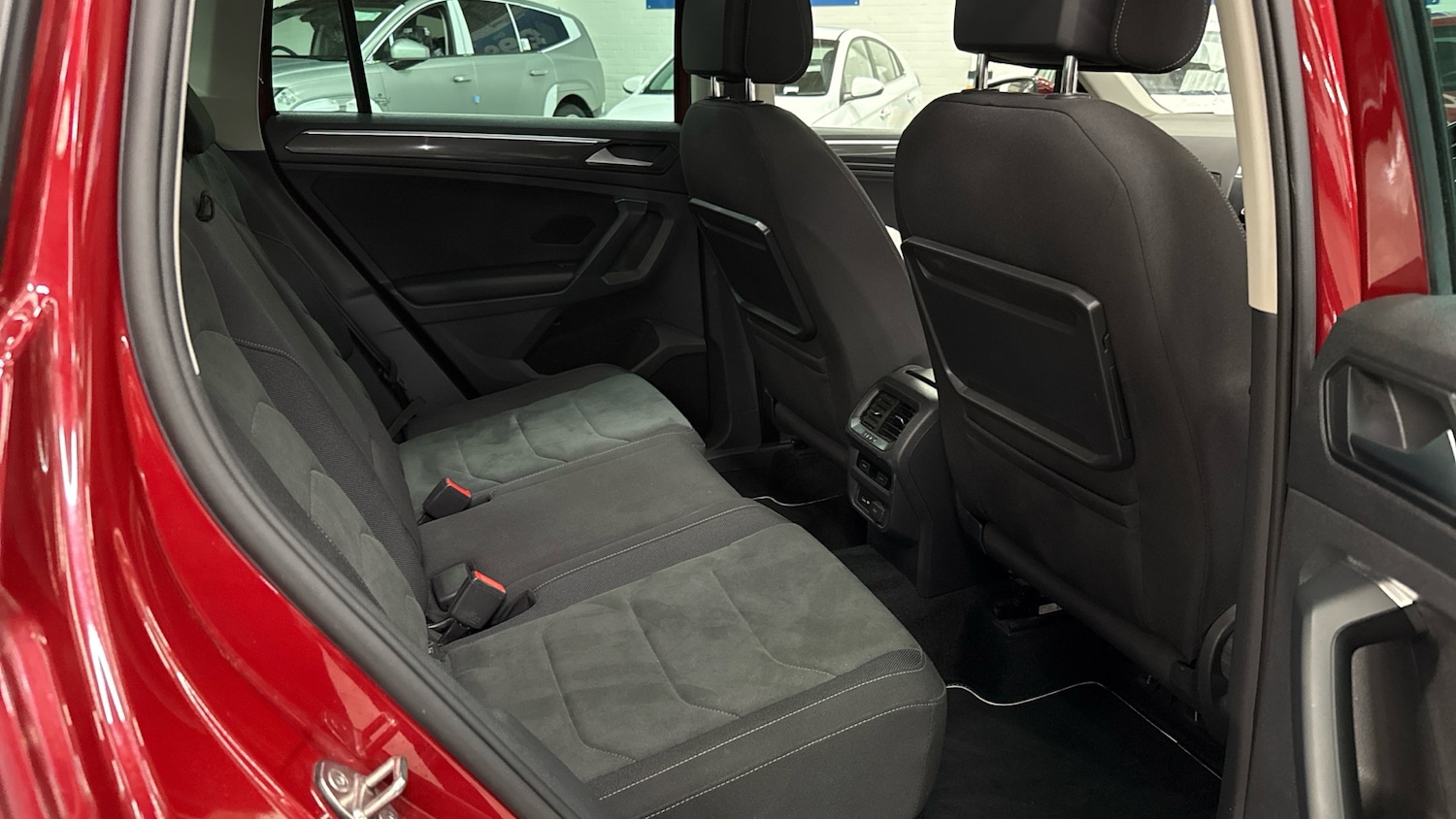 Used Volkswagen Tiguan 2018 for sale - 77342529: Photo 16