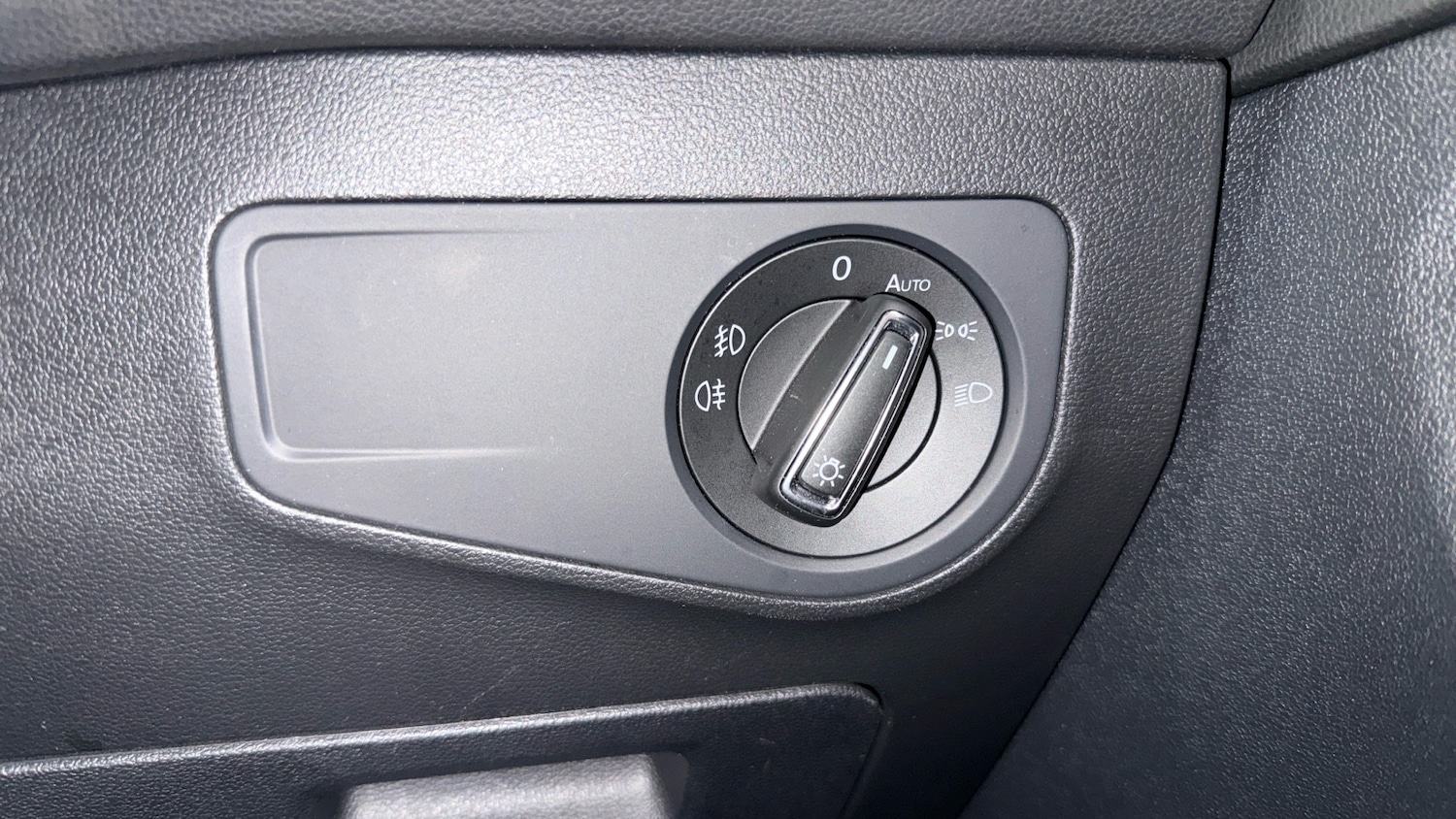 Used Volkswagen Tiguan 2018 for sale - 77342529: Photo 27