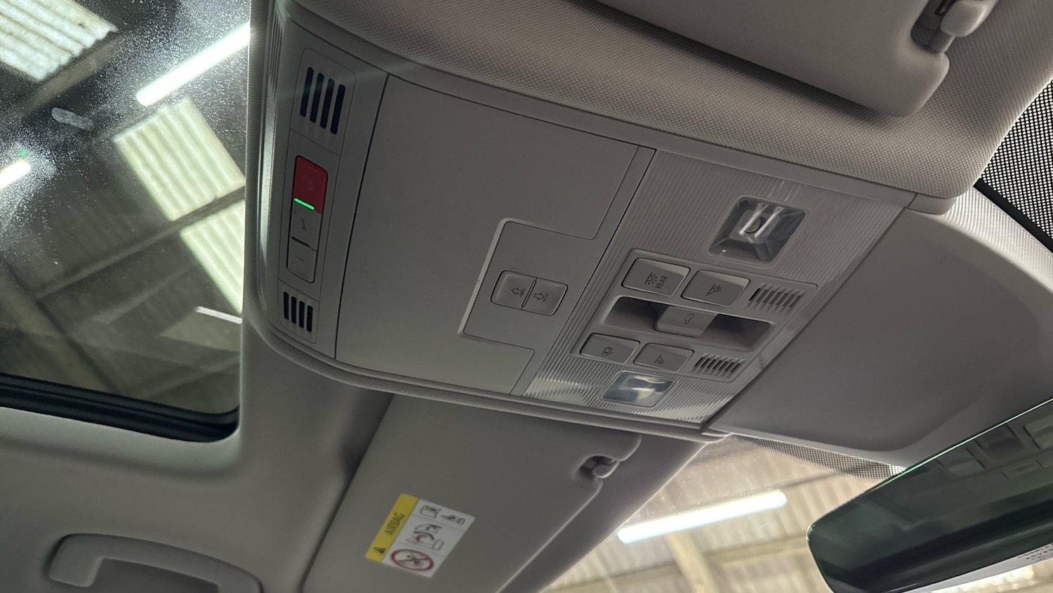 Used Volkswagen Tiguan 2018 for sale - 77342529: Photo 29