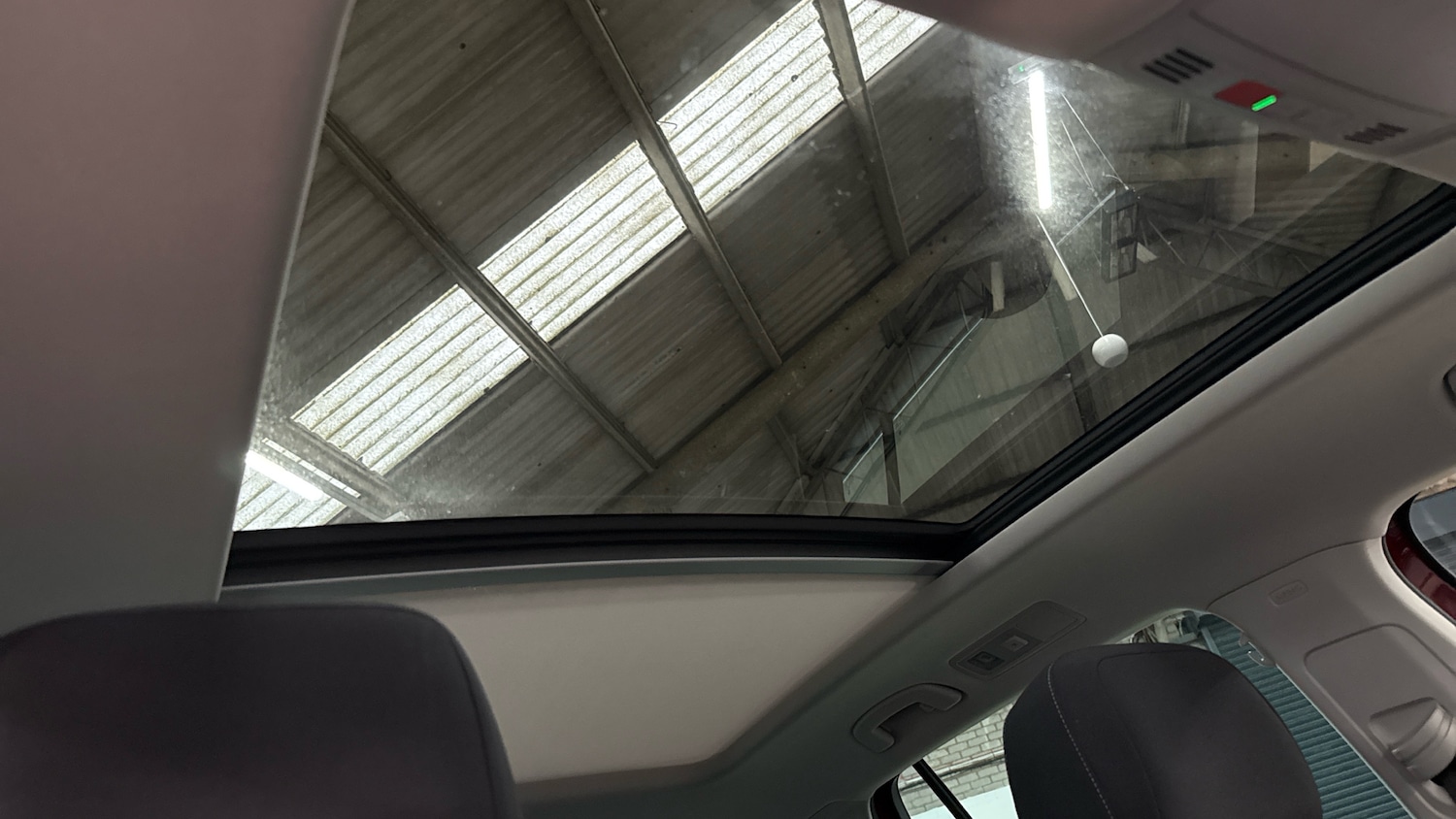 Used Volkswagen Tiguan 2018 for sale - 77342529: Photo 30