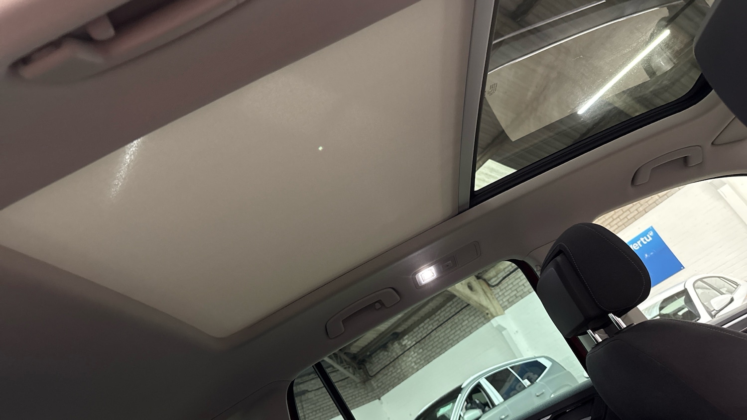 Used Volkswagen Tiguan 2018 for sale - 77342529: Photo 35