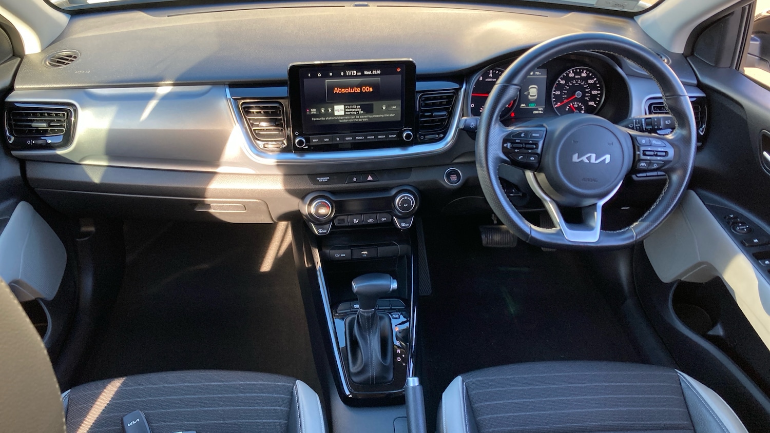 Used Kia Stonic 2022 for sale - 76492112: Photo 10