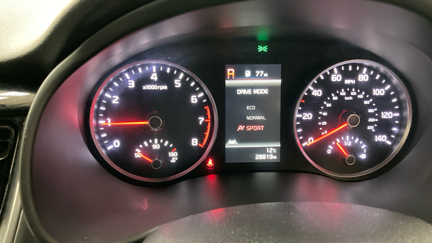 Used Kia Stonic 2022 for sale - 76492112: Photo 33